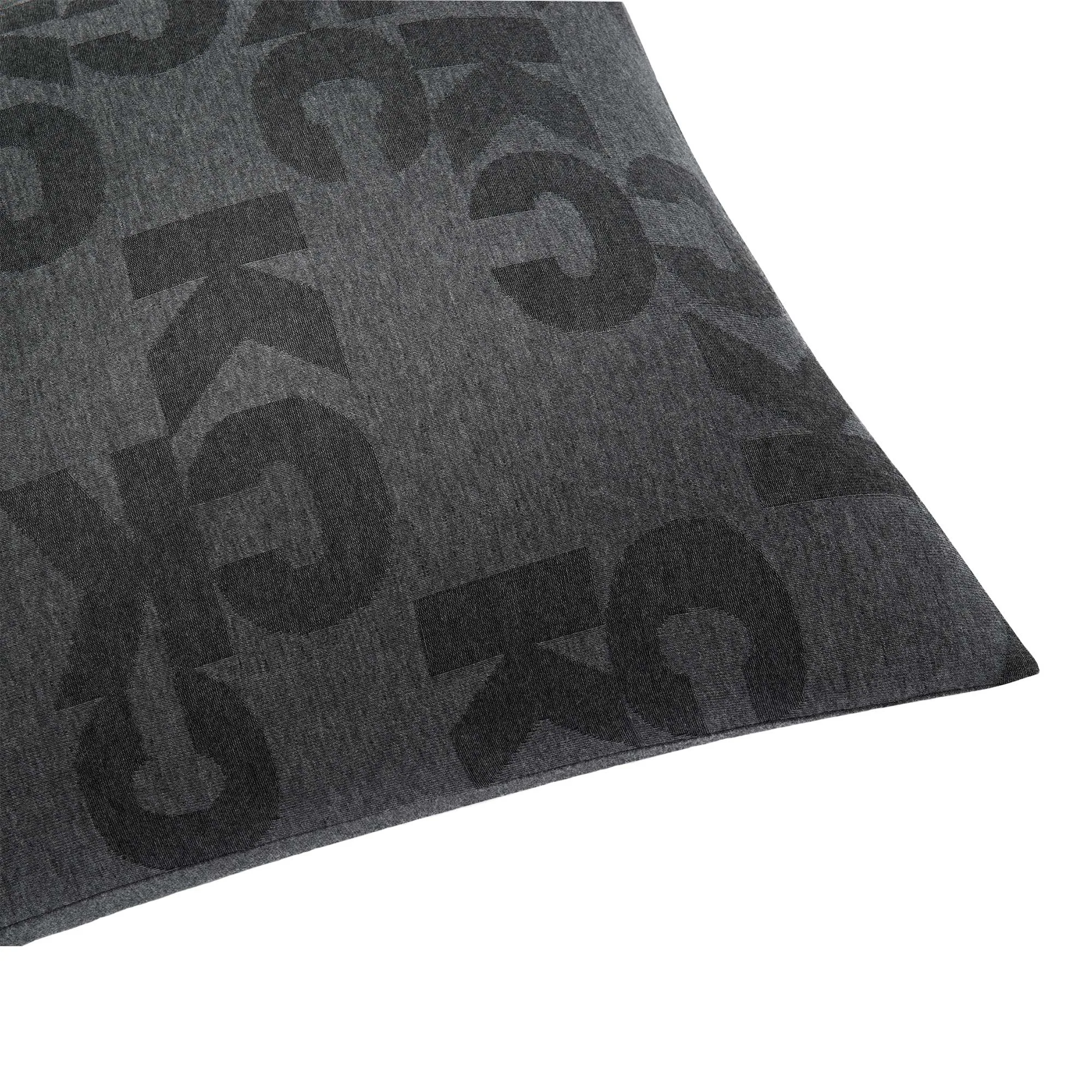 5056340706978-03-MONOGRAM-calvin-klein-home-baumwolle-modal-bettgarnitur-set-bettdecke-kopfkissen-anthrazit 5056340706978-03-MONOGRAM-calvin-klein-home-baumwolle-modal-bettgarnitur-set-bettdecke-kopfkissen-anthrazit