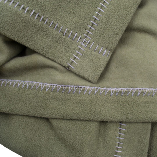 zoeppritz Soft-Greeny weiche Decke, Farbe gruen, Material GOTS Bio-Baumwolle in Groesse 140x190