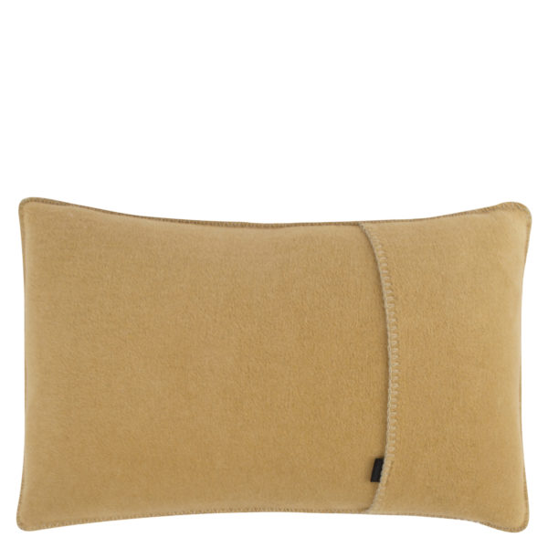 Kissenbezug 30x50cm in camelfarben, flauschig aus Fleece, zoeppritz Soft-Fleece