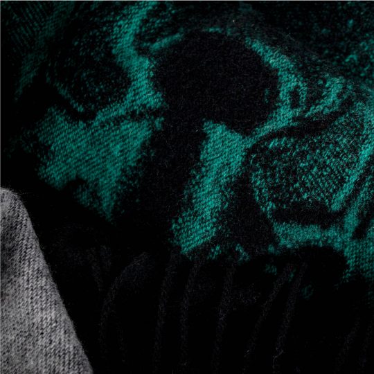Decke aus eco cashmere wolle, jade in 150x220, zoeppritz Logo Greeny