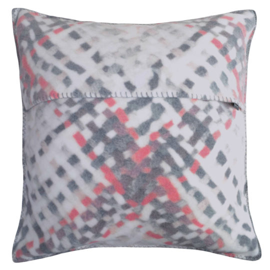 4051244496711-00-soft-woven-zoeppritz-viscose-kissenbezug-40x40-geranien-rot