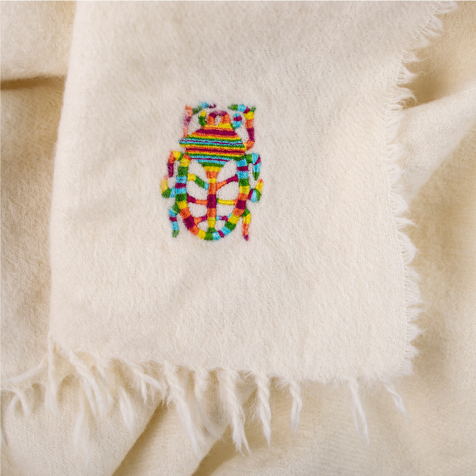 Blanket from alpaca, offwhite in 130x180cm, zoeppritz Mad Attitude