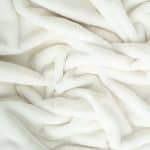 4051244576062-01-blanket-recycled-polyester-offwhite-150x200-the-blanket-zoeppritz-010